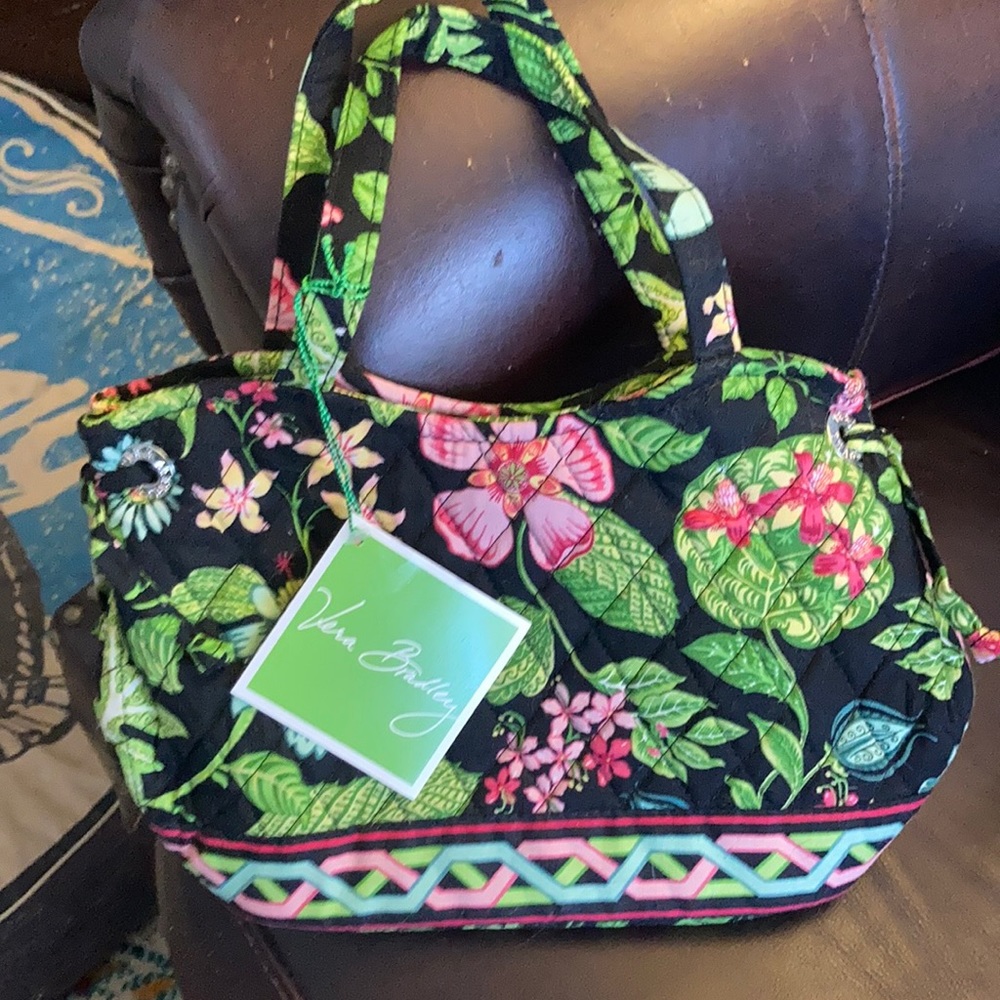 Vera Bradley. NWT. Sherry style. Botanica print.